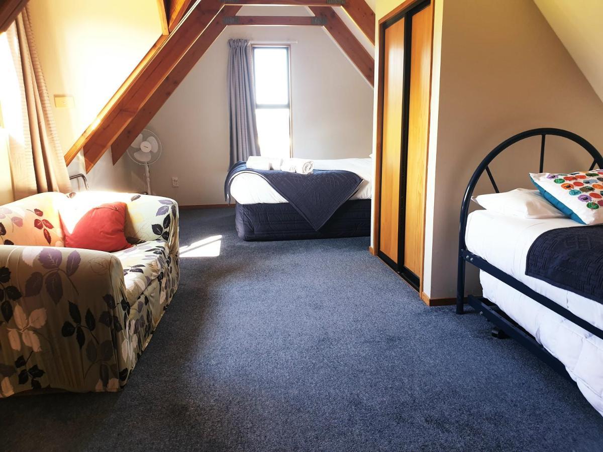 Te Mahuru Retreat Кайкура Екстериор снимка